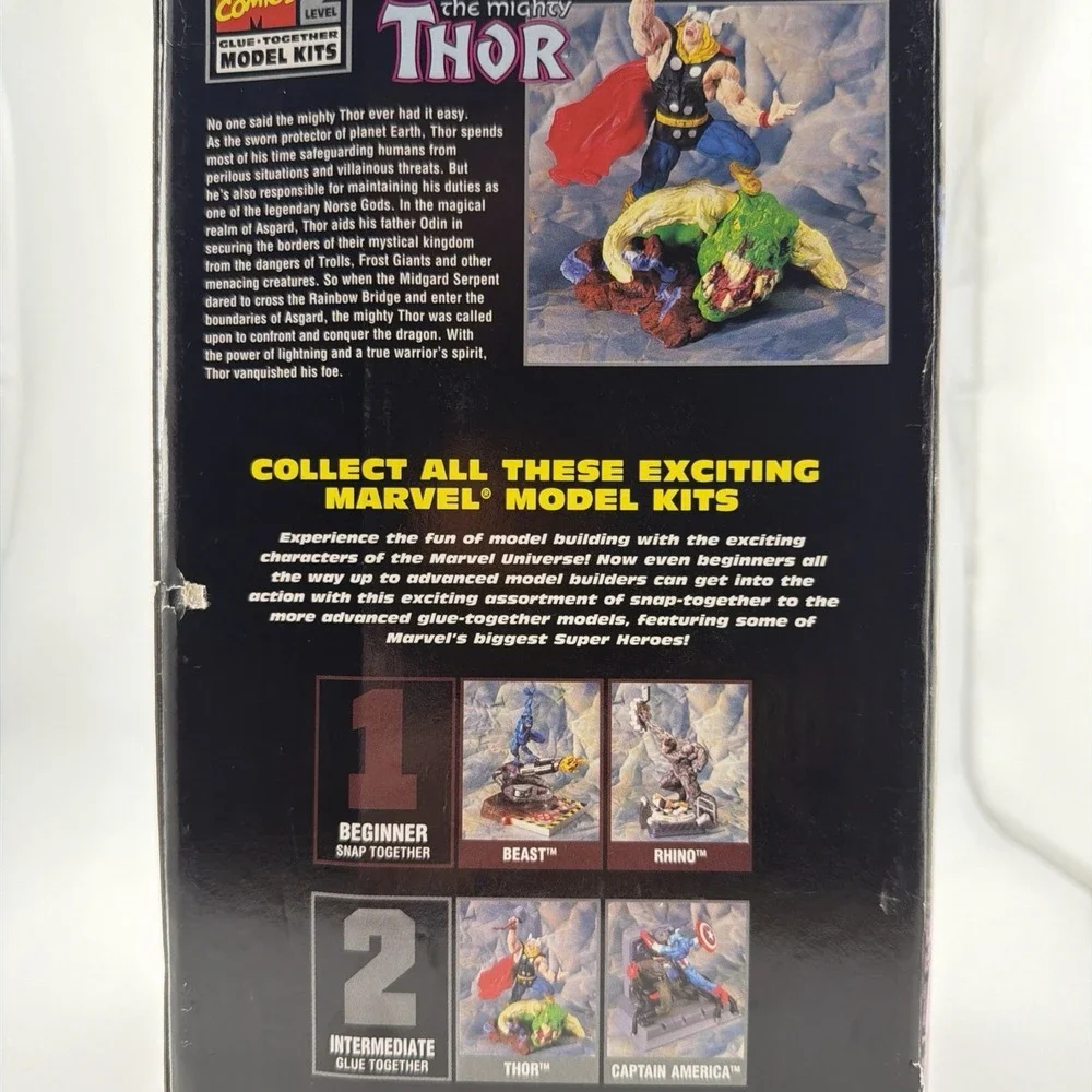 1998 Toy Biz Marvel Comics The Mighty Thor Model Kit